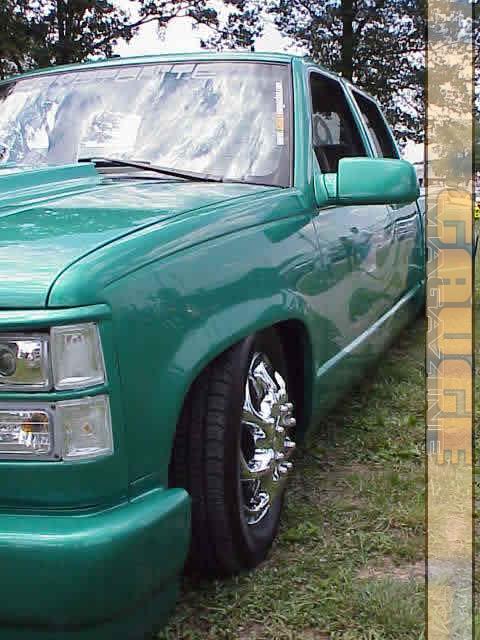 Chris And Marnie Cudney clean 1996 Chevrolet 3500