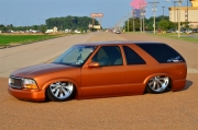 bagged 2002 Chevy Blazer  Dustin Naylor