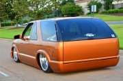 bagged 2002 Chevy Blazer  Dustin Naylor
