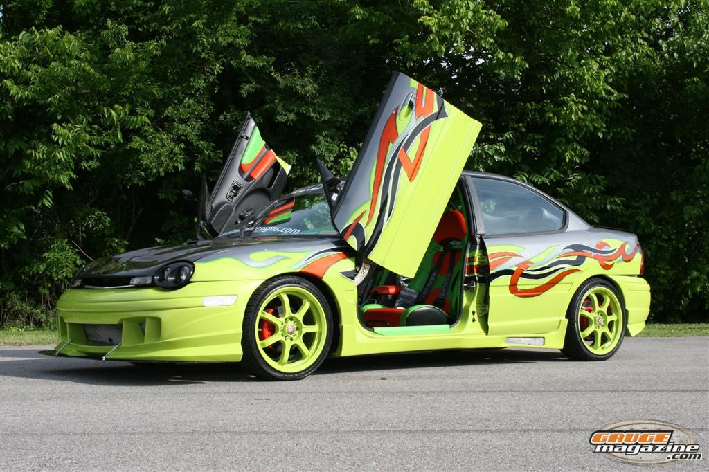 1995 Dodge Neon Photos
