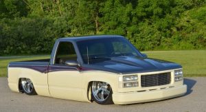 1990 GMC Sierra Lowered owned by Anthony Carri