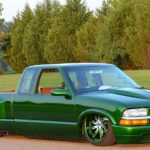 Chevy S10 on 22" wheels and air ride tucking wheels