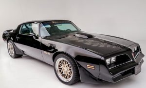 Burt Reynolds personal Trans AM photo