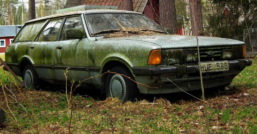 Best Online Places to Buy Salvage Cars