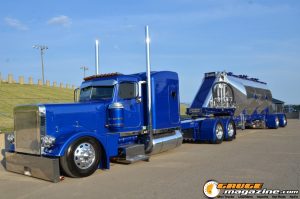 2012 389 Peterbilt owned by Todd Gribble