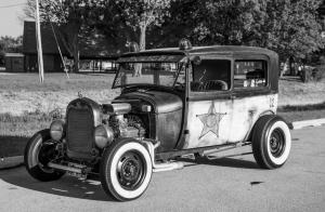1929-Ford-Tudor-18