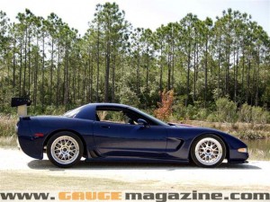 GaugeMagazine 2001 Corvette C5R 003