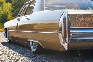 1966-cadillac-deville-79