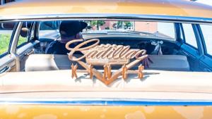 1966-cadillac-deville-93