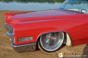 1966-Cadillac-Convertible-on-air-bags-25