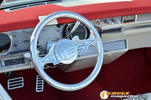 1966-Cadillac-Convertible-on-air-bags-27
