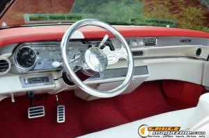 1966-Cadillac-Convertible-on-air-bags-38