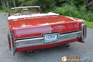 1966-Cadillac-Convertible-on-air-bags-48