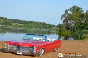 1966-Cadillac-Convertible-on-air-bags-6