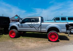 Custom-Truck-Showcase-LST-772