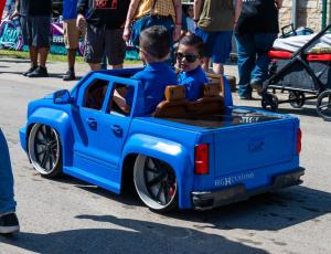 Custom-Truck-Showcase-LST-780
