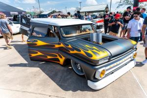 Custom-Truck-Showcase-LST-786
