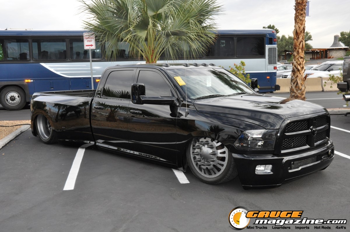 dodge dually on air ride 