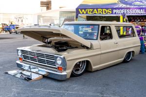 sema-2021-2wd-trucks-266