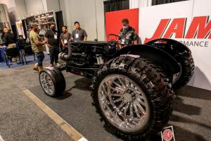 sema-2021-2wd-trucks-36