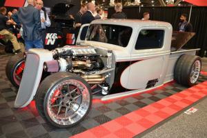 SEMA-2022-2wd-Trucks-381