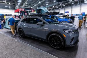 SEMA-2023-2WD-trucks-137