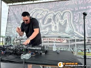 slamology-2024-music-festival-51