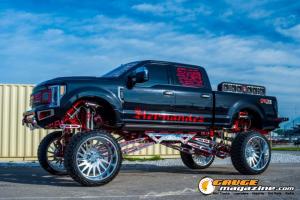 2019-Ford-F250-Platinum-2