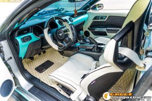 2016-ford-mustang-71
