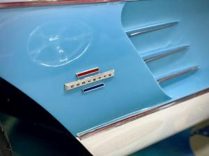1961-chevy-corvette-11