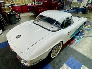 1961-chevy-corvette-30