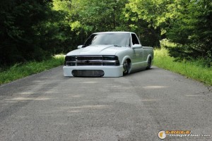 1999-chevy-s10-turbo-charged-bagged-1 gauge1472655904