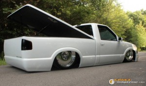 1999-chevy-s10-turbo-charged-bagged-25 gauge1472655893