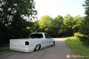 1999-chevy-s10-turbo-charged-bagged-31 gauge1472655891