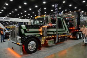 mid-america-truck-show-2019 (112)