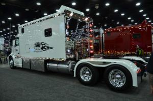 mid-america-truck-show-2019 (117)