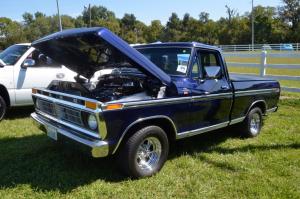 mother-truckin-truck-and-van-show (28)