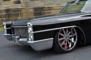 1965-cadillac-deVille-convertible-on-air-ride (19)