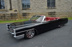 1965-cadillac-deVille-convertible-on-air-ride (20)
