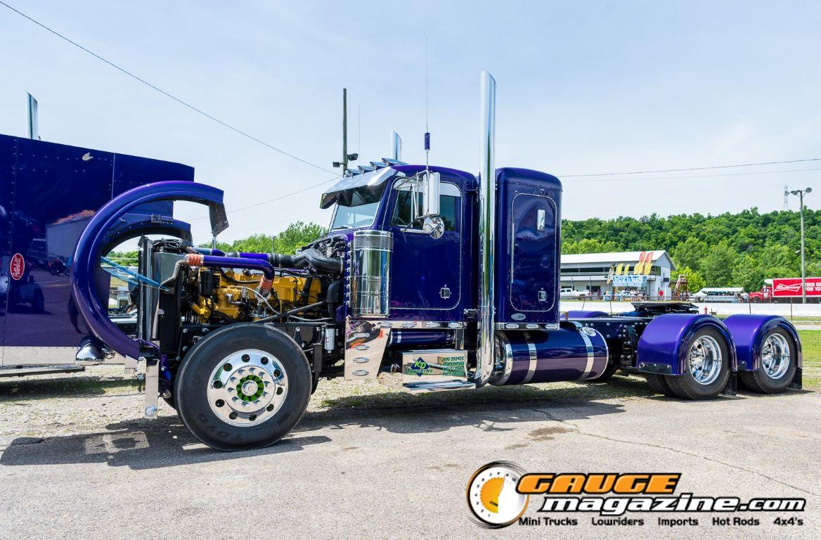 Custom semi trucks at the Slamology 2026 Big Rig Roundup