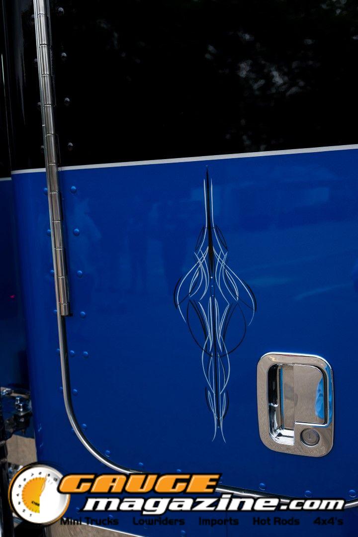 Custom semi trucks at the Slamology 2026 Big Rig Roundup