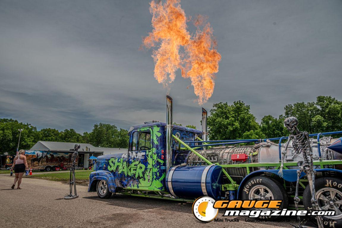 Custom semi trucks at the Slamology 2026 Big Rig Roundup