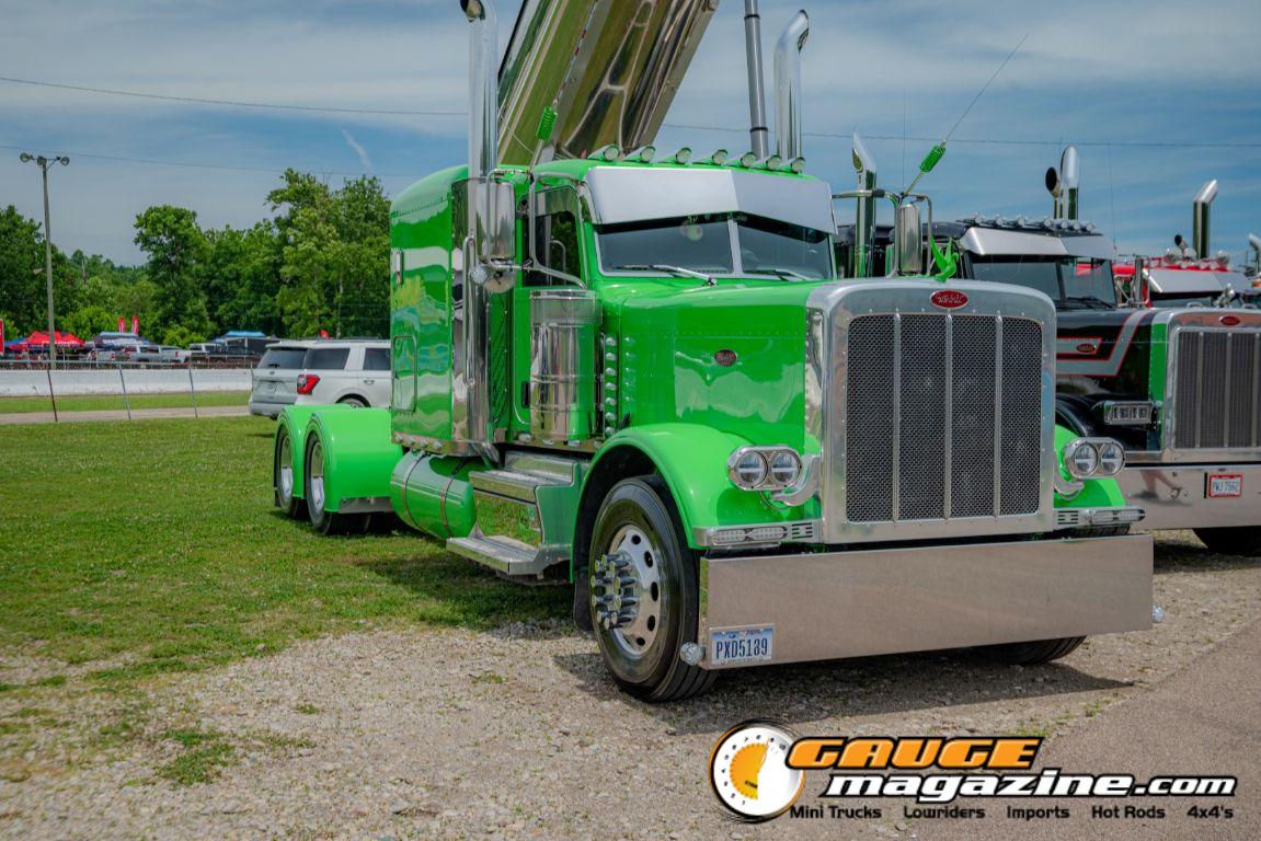 Custom semi trucks at the Slamology 2026 Big Rig Roundup