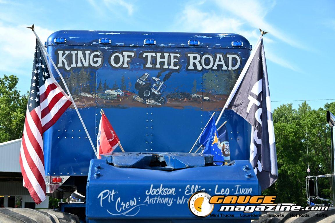 Custom semi trucks at the Slamology 2026 Big Rig Roundup
