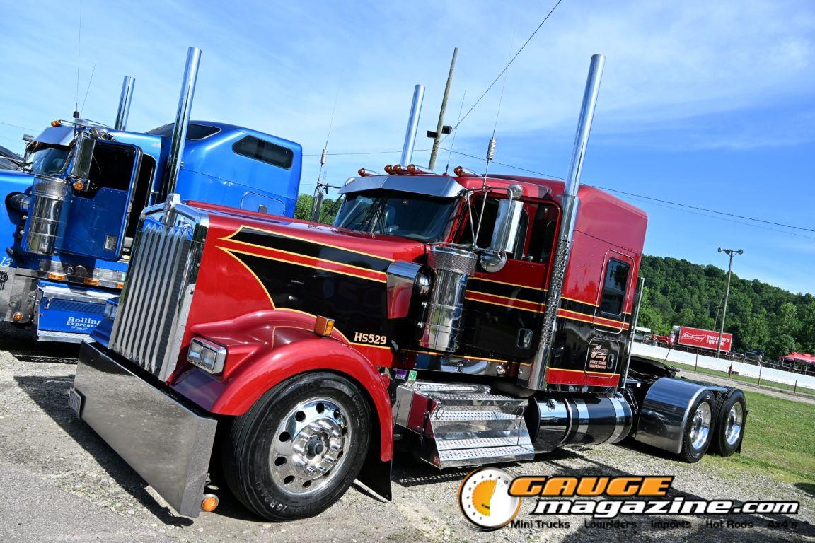 Custom semi trucks at the Slamology 2026 Big Rig Roundup