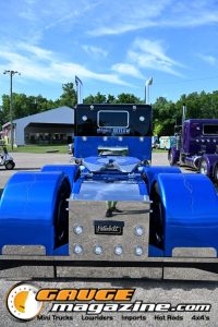 Custom semi trucks at the Slamology 2026 Big Rig Roundup