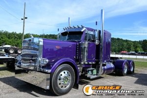 Custom semi trucks at the Slamology 2026 Big Rig Roundup