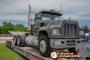 Custom semi trucks at the Slamology 2026 Big Rig Roundup