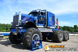 Custom semi trucks at the Slamology 2026 Big Rig Roundup
