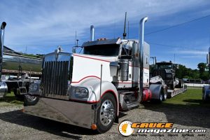 Custom semi trucks at the Slamology 2026 Big Rig Roundup